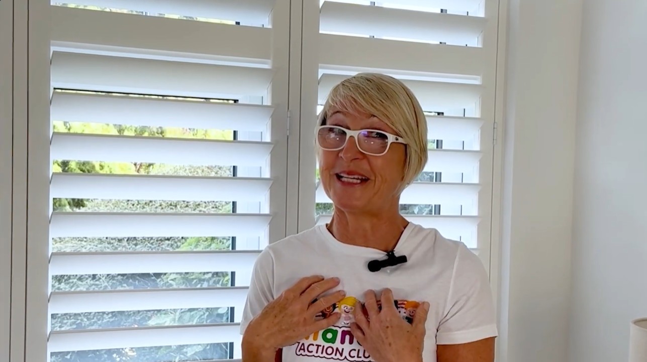 Action Amanda – full height shutters with hidden split in pure white