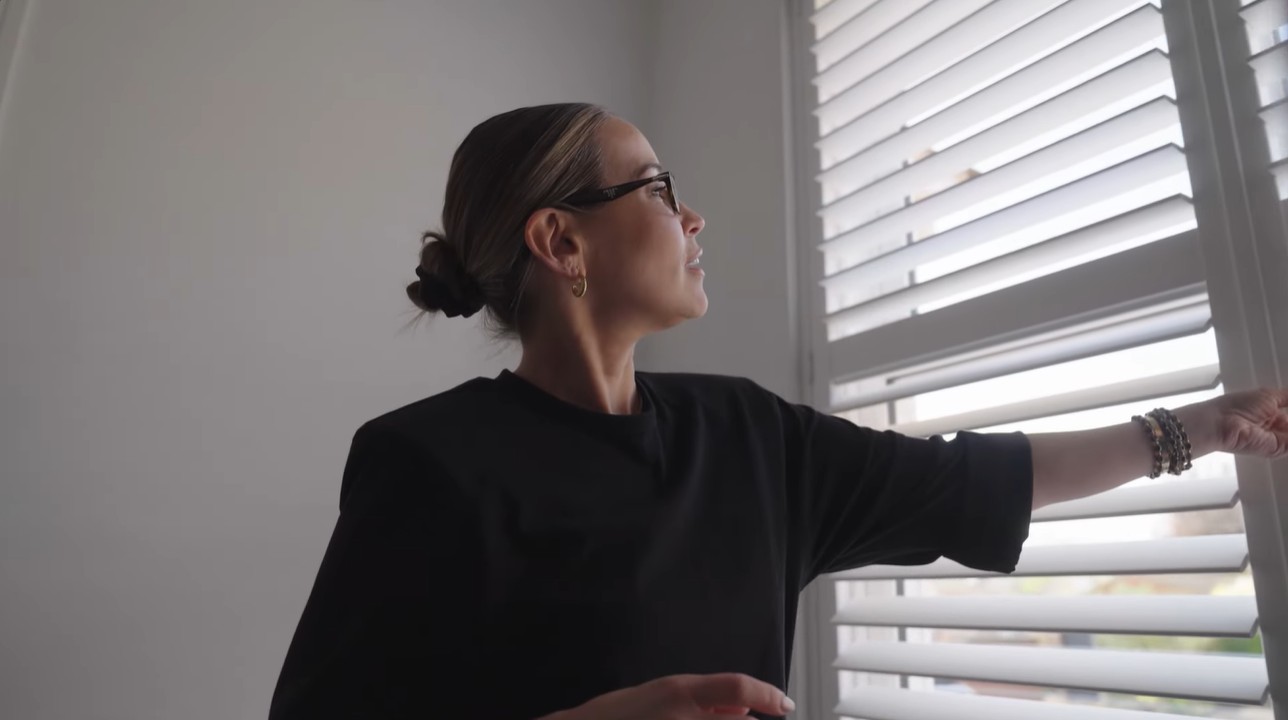 Rachel Stevens – full height shutters with mid-rail in pure white